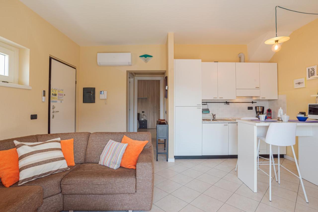 Lake Como Apartment With Balcony And Private Parking Оссуччо Экстерьер фото